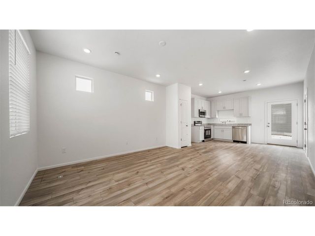 4161 Marblewood Dr, Johnstown, CO 80534