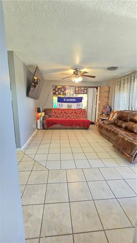 906 14th Street, Rogers, AR 72756