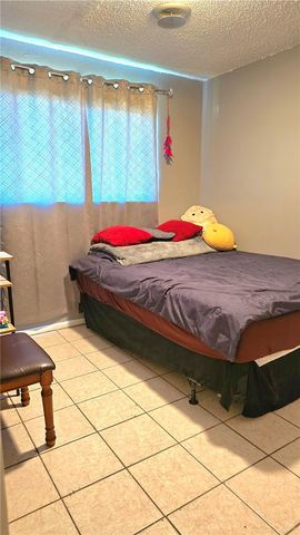 906 14th Street, Rogers, AR 72756