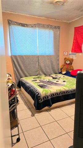 906 14th Street, Rogers, AR 72756