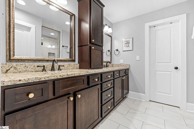 15 Phillips Lane, Greenville, SC 29605