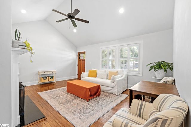 15 Phillips Lane, Greenville, SC 29605