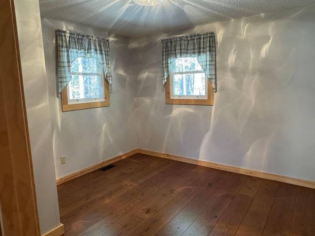 71 Mason Drive, Tamworth, NH 03886