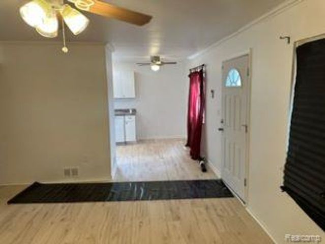 14758 Gulley Street, Taylor, MI 48180