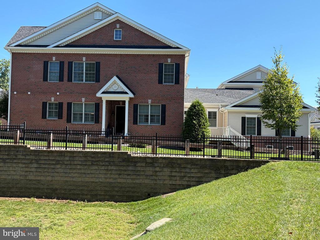 39 CREEKVIEW LN, YARDLEY, PA 19067 — exterior