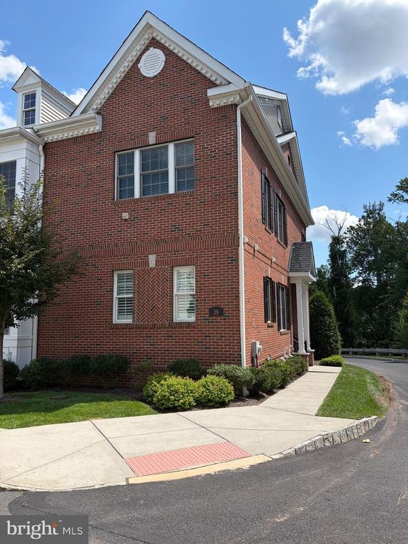 39 CREEKVIEW LN, YARDLEY, PA 19067 — photo 2
