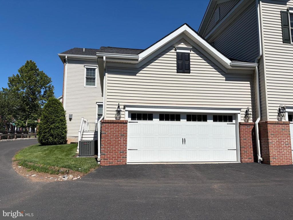 39 CREEKVIEW LN, YARDLEY, PA 19067 — photo 3