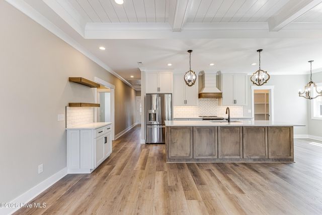 230 NE 38th Street, Oak Island, NC 28465