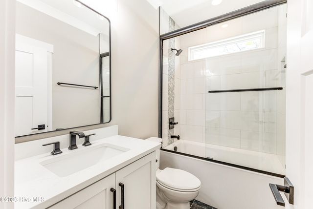 230 NE 38th Street, Oak Island, NC 28465