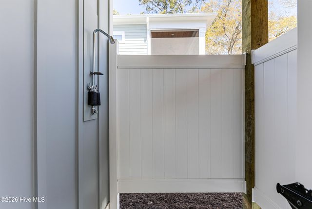 230 NE 38th Street, Oak Island, NC 28465