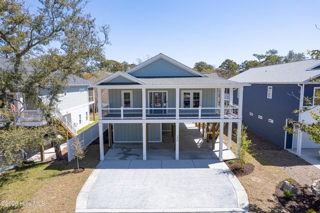 230 NE 38th Street, Oak Island, NC 28465