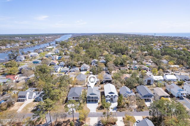 230 NE 38th Street, Oak Island, NC 28465