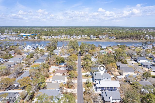 230 NE 38th Street, Oak Island, NC 28465