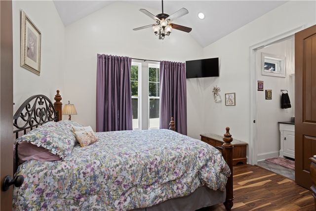 218 Riverlake Road, Fair Play, SC 29643