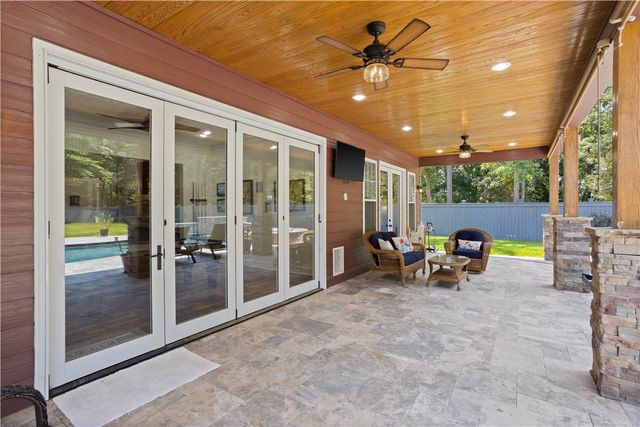 218 Riverlake Road, Fair Play, SC 29643