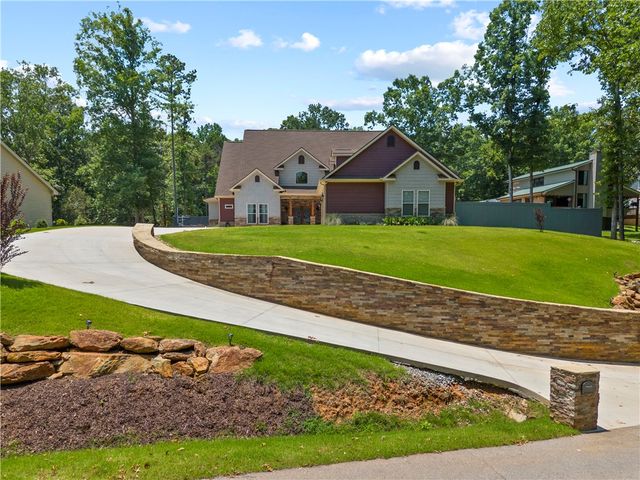 218 Riverlake Road, Fair Play, SC 29643