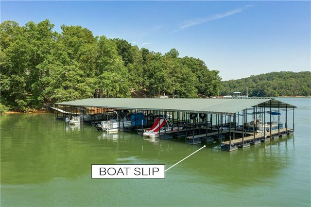 218 Riverlake Road, Fair Play, SC 29643