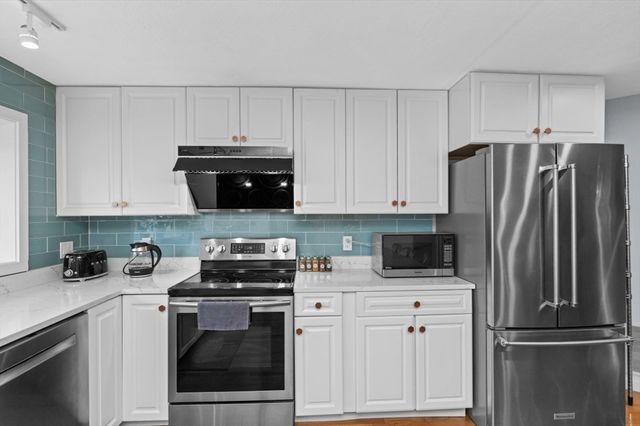 23 Ashland St 23, Watertown, MA 02472