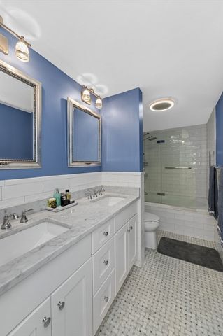 23 Ashland St 23, Watertown, MA 02472