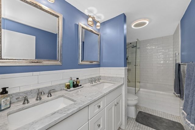 23 Ashland St 23, Watertown, MA 02472