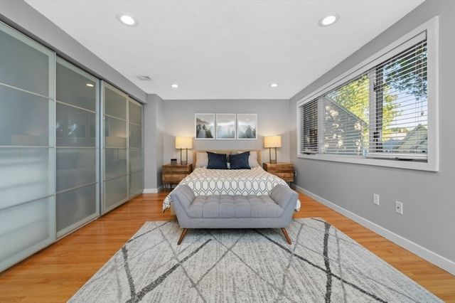 23 Ashland St 23, Watertown, MA 02472