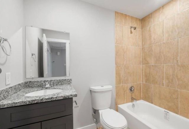 8217 Crestview Drive A, Houston, TX 77028
