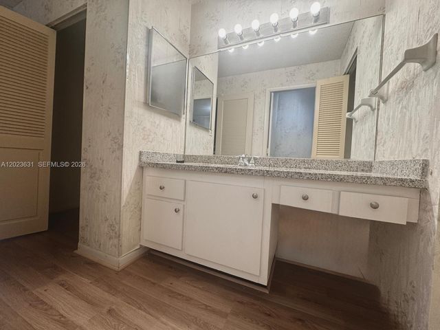 3800 S Ocean Drive 306, Hollywood, FL 33019
