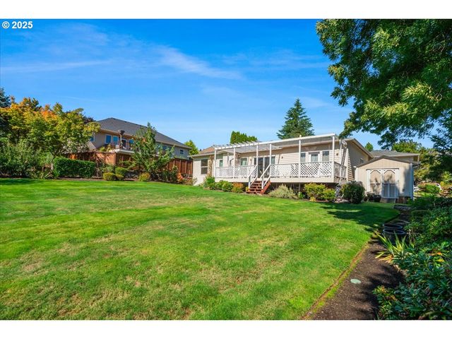 1615 Nw SISTERS Ct, Salem, OR 97304