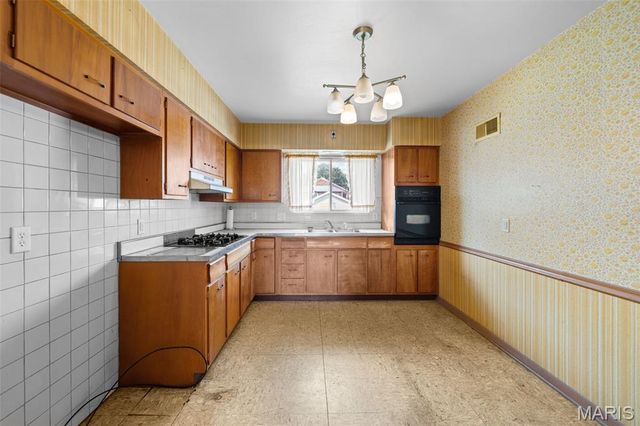 6531 Bancroft Avenue, St Louis, MO 63109