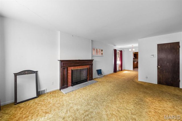 6531 Bancroft Avenue, St Louis, MO 63109