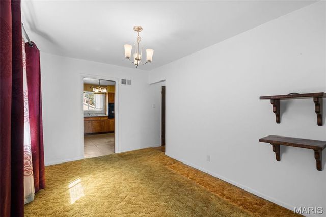 6531 Bancroft Avenue, St Louis, MO 63109