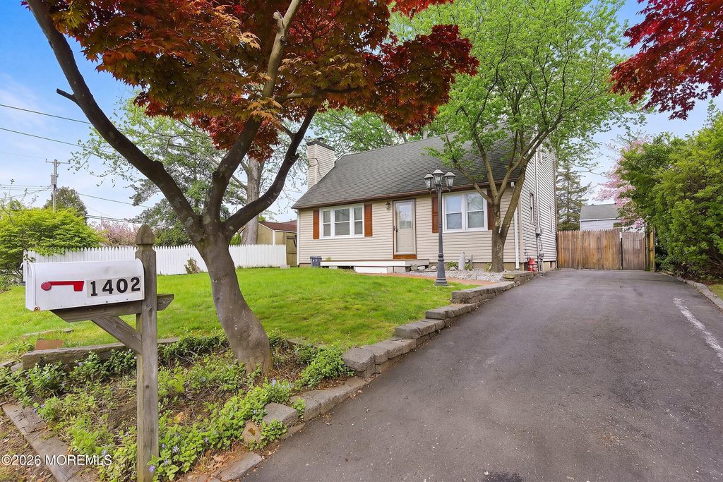 1402 Chicopee Avenue, Point Pleasant, NJ 08742