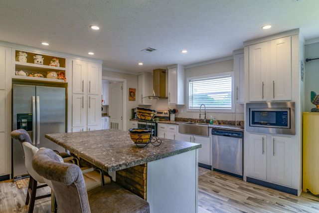 175 CR 2118, Longview, TX 75603