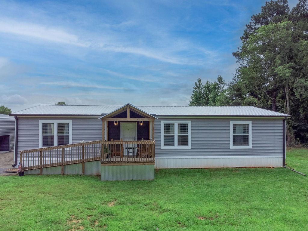 175 CR 2118, Longview, TX 75603