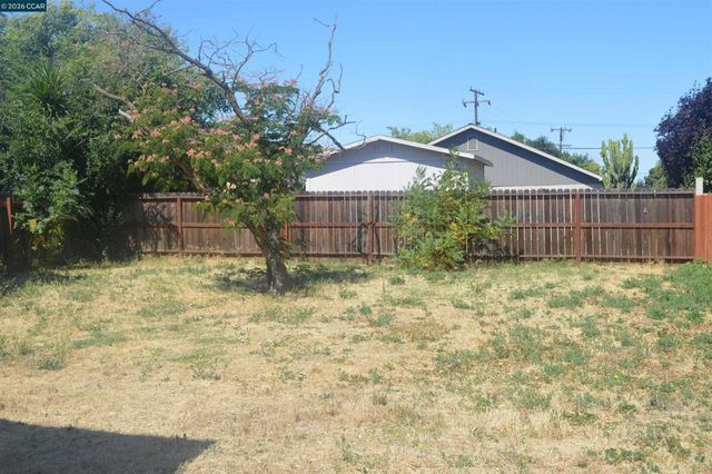 47 Harbor Dr, Bay Point, CA 94565