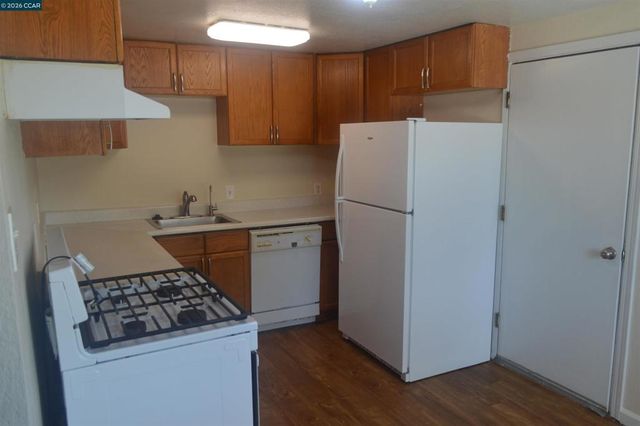 47 Harbor Dr, Bay Point, CA 94565