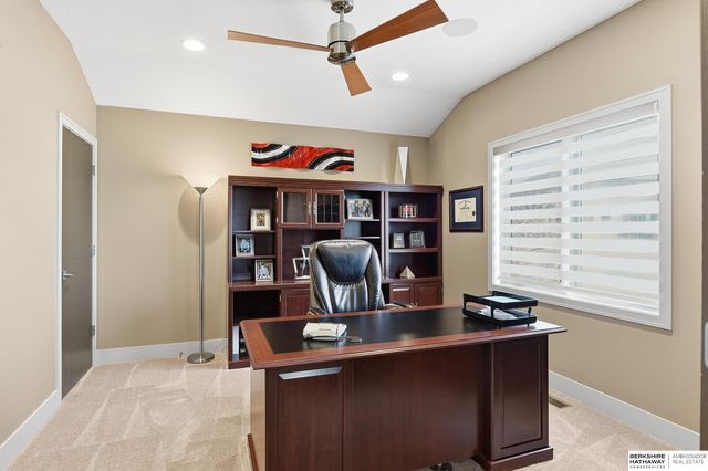 1901 S 220th Avenue, Elkhorn, NE 68022