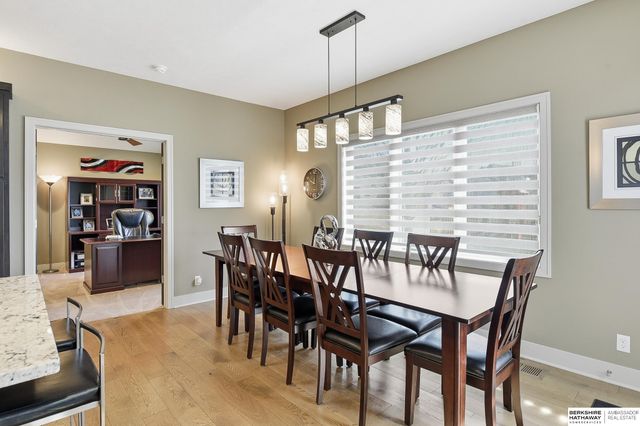 1901 S 220th Avenue, Elkhorn, NE 68022