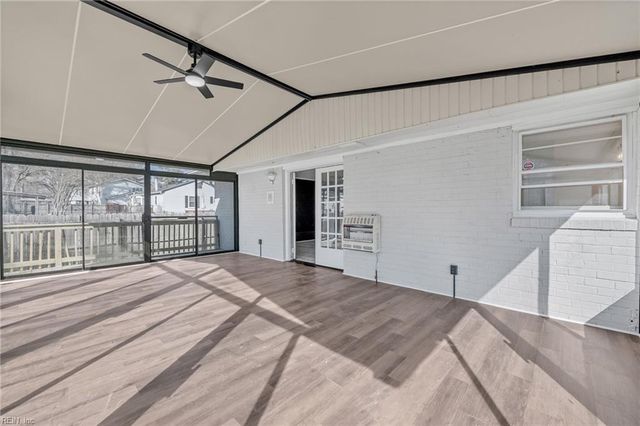 225 Telford DR, Newport News, VA 23602