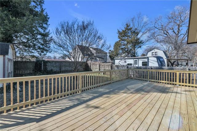 225 Telford DR, Newport News, VA 23602