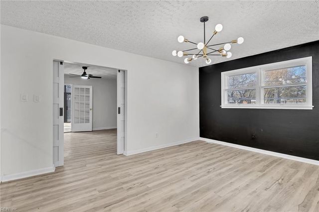 225 Telford DR, Newport News, VA 23602