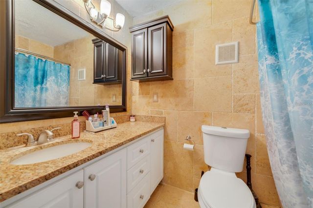 512 ORANGE DRIVE 33, Altamonte Springs, FL 32701