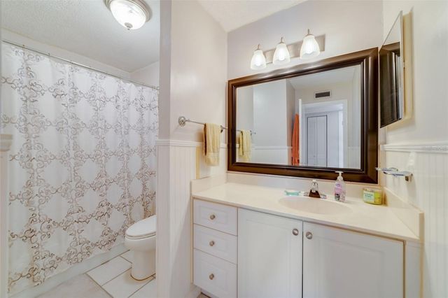 512 ORANGE DRIVE 33, Altamonte Springs, FL 32701