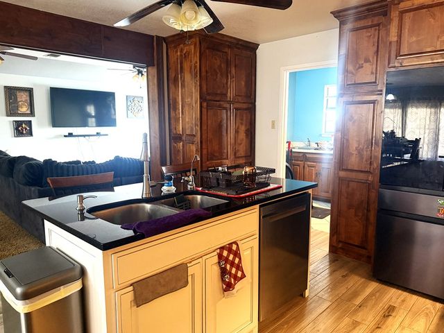 14688 N Dogwood Ave, Gardendale, TX 79758