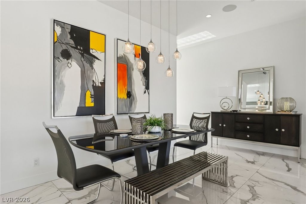 Image 22 of property listing at 426 Tranquil Peak Court, Henderson, NV 89012