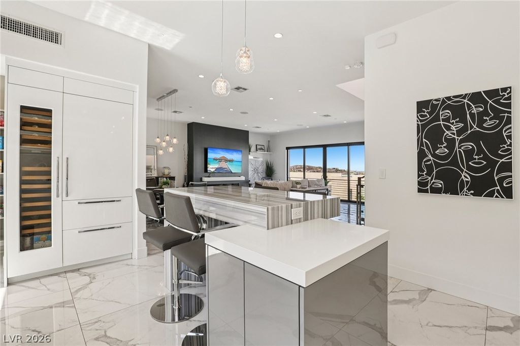 Image 26 of property listing at 426 Tranquil Peak Court, Henderson, NV 89012