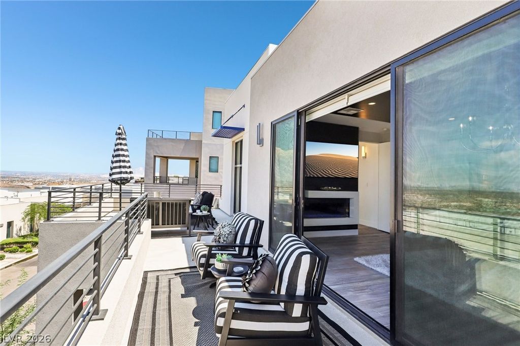 Image 42 of property listing at 426 Tranquil Peak Court, Henderson, NV 89012