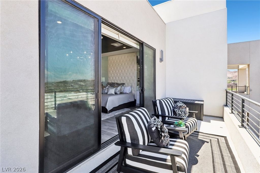 Image 45 of property listing at 426 Tranquil Peak Court, Henderson, NV 89012