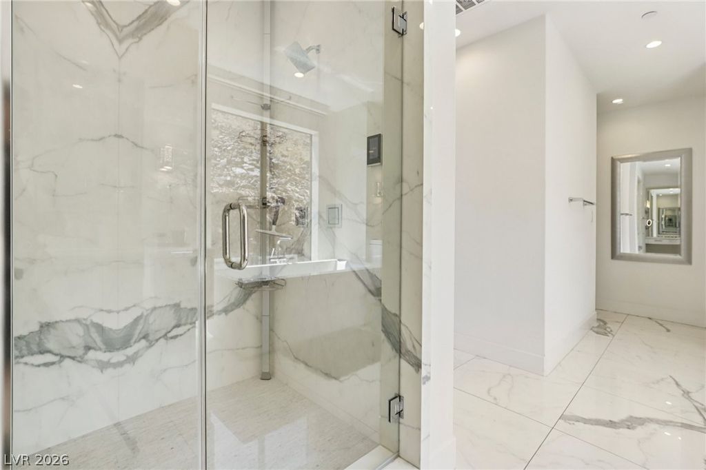 Image 51 of property listing at 426 Tranquil Peak Court, Henderson, NV 89012