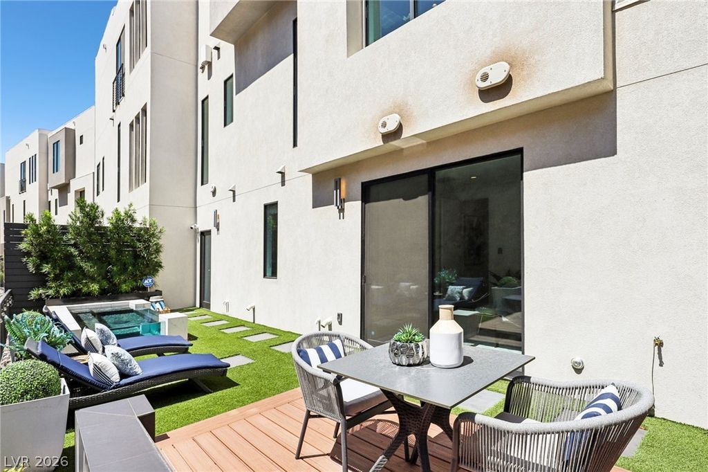 Image 59 of property listing at 426 Tranquil Peak Court, Henderson, NV 89012